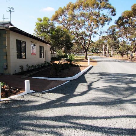 Acclaim Gateway Caravan Park Dundas Exterior foto